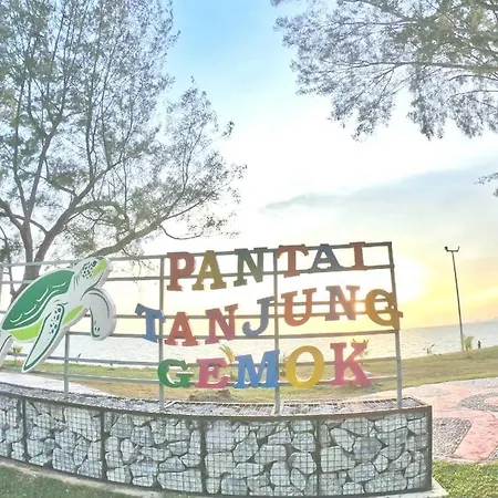 Arang Homestay14Pax 4Room Port Dickson Exterior photo