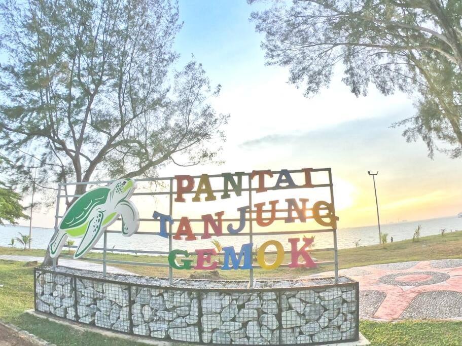 Arang Homestay14pax 4room Holiday home *