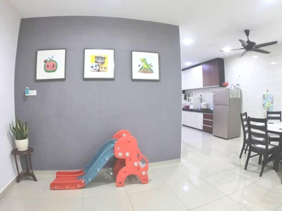 Arang Homestay14pax 4room Holiday home