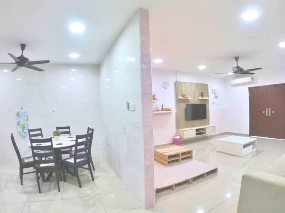 Arang Homestay14pax 4room