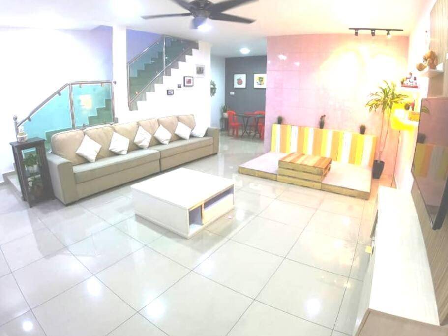 Arang Homestay14pax 4room Holiday home Port Dickson